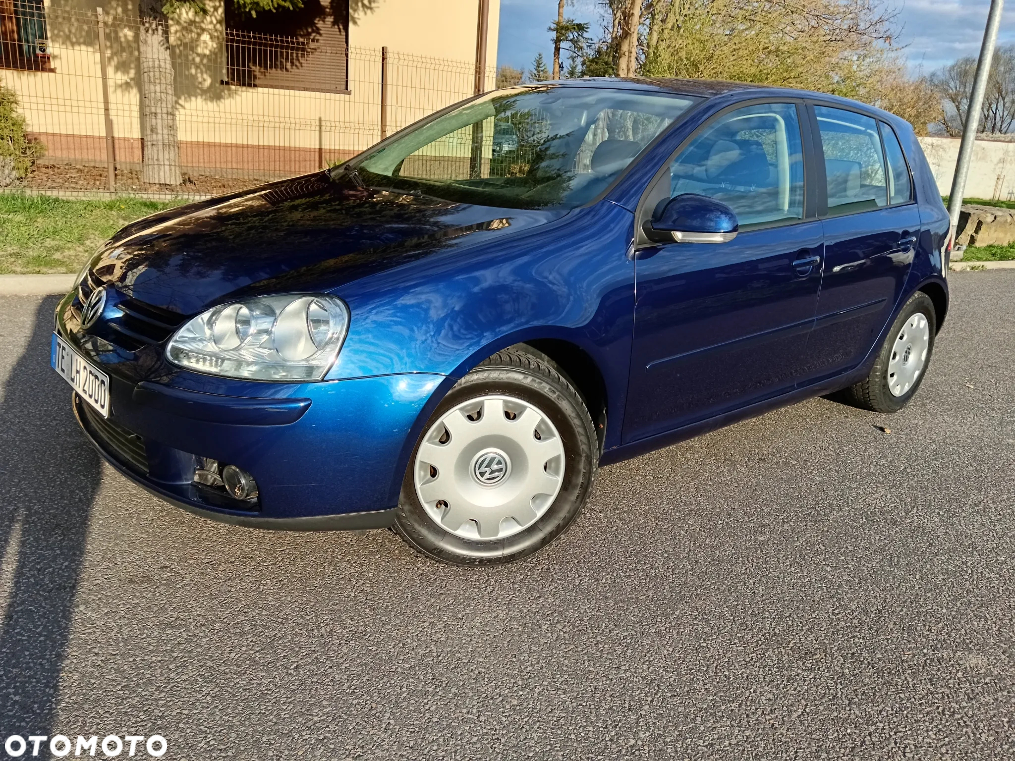 Volkswagen Golf 1.9 TDI Sportline - 3