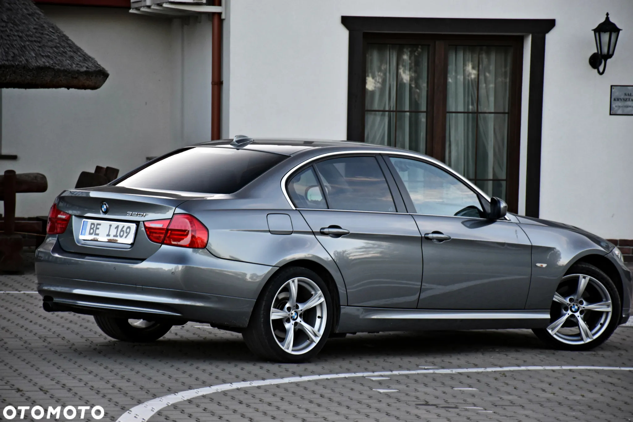 BMW Seria 3 320i - 24