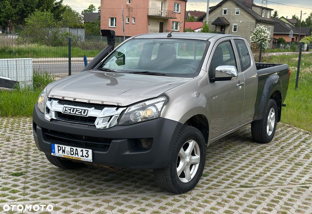 Isuzu D-Max 4x4 Double Cab Custom - 4