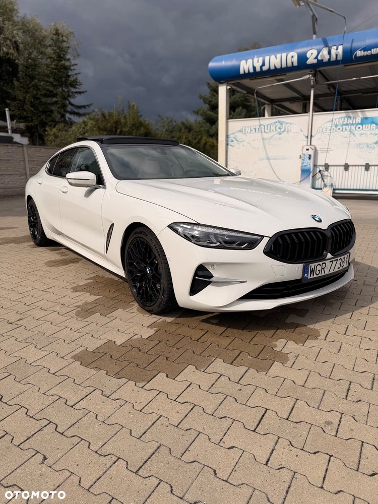 BMW Seria 8 840i xDrive - 13