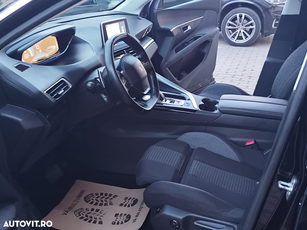 Peugeot 5008 - 5