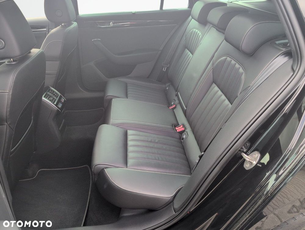 Skoda Superb 2.0 TDI SCR L&K DSG - 13