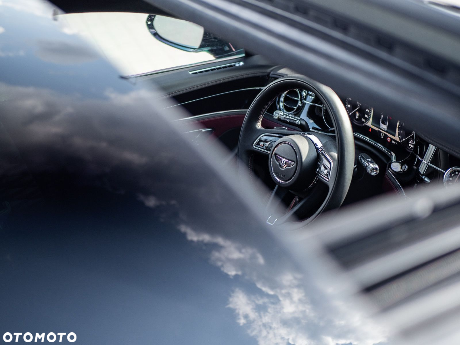 Bentley Flying Spur - 26