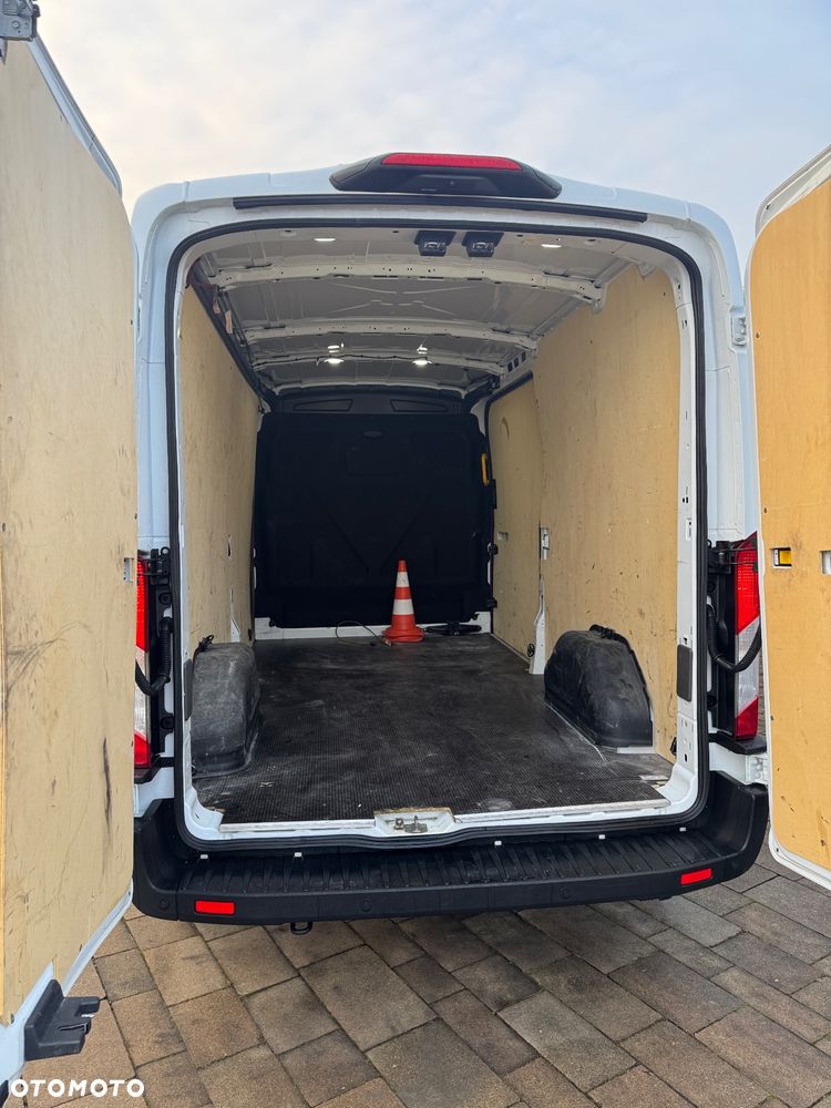 Ford TRANSIT MK8 - 3