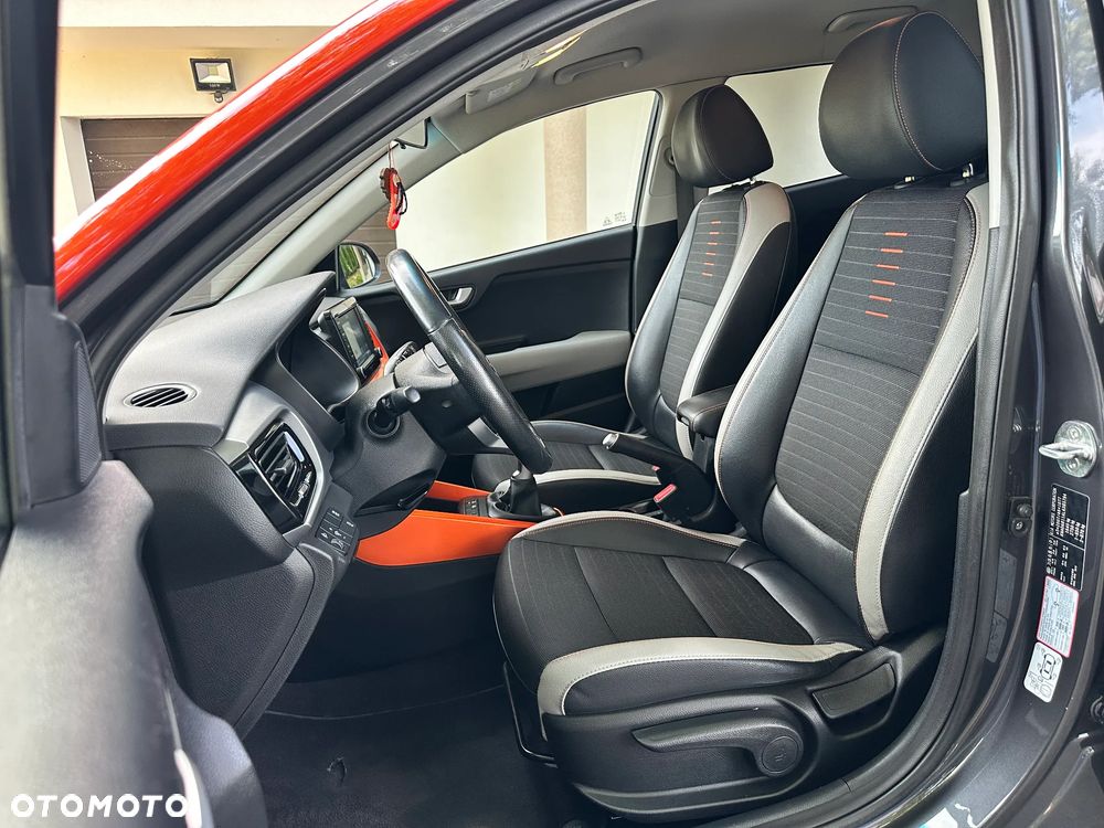 Kia Stonic - 22