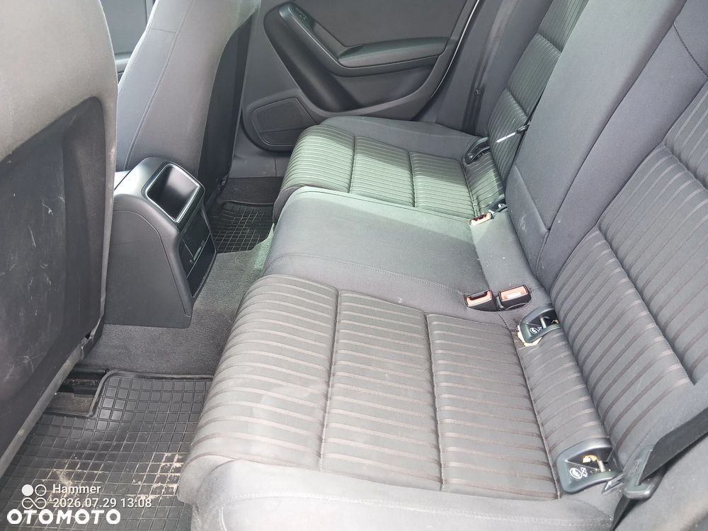 Audi A4 Limousine - 3