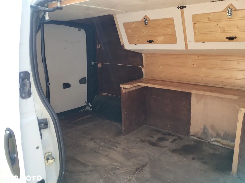 Renault Trafic - 2