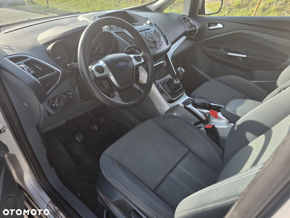 Ford C-MAX - 14