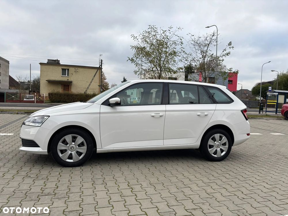 Skoda Fabia 1.0 TSI Active - 2