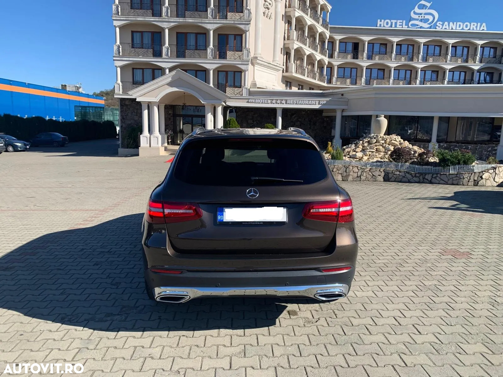 Mercedes-Benz GLC 250 d 4Matic 9G-TRONIC Exclusive - 4