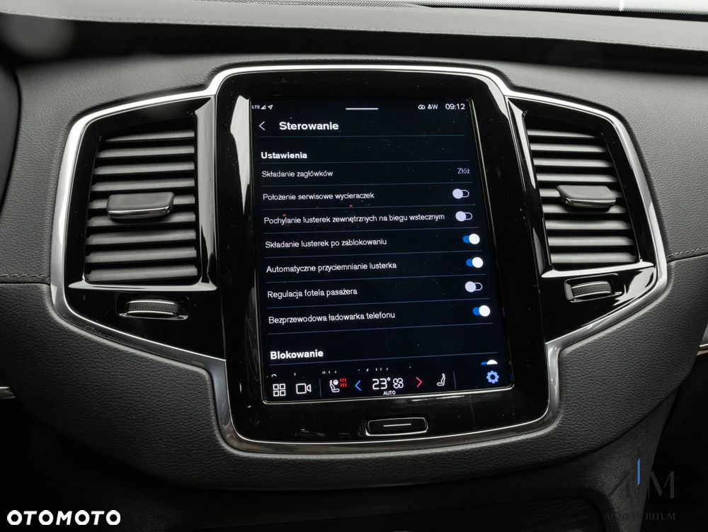 Volvo XC 90 B5 D AWD Ultimate Bright - 28