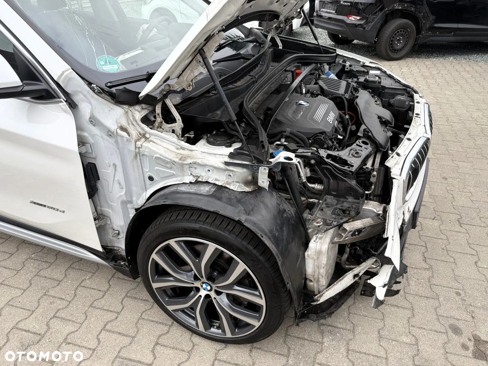 BMW X1 xDrive20d Sport Line - 7