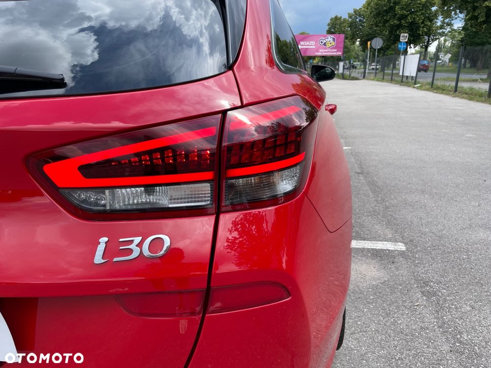 Hyundai i30 Kombi 1.5 T-GDI 48V-Hybrid DCT Prime - 13