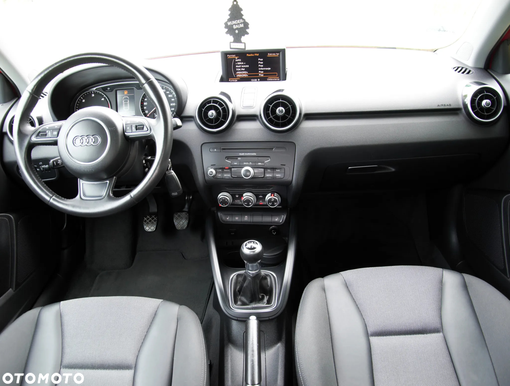Audi A1 1.6 TDI Attraction - 29