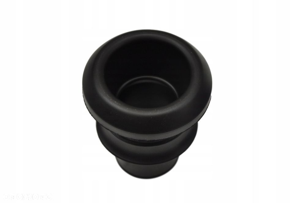 VOLVO V70 krociec rury wlewu paliwa do zbiornika - 4