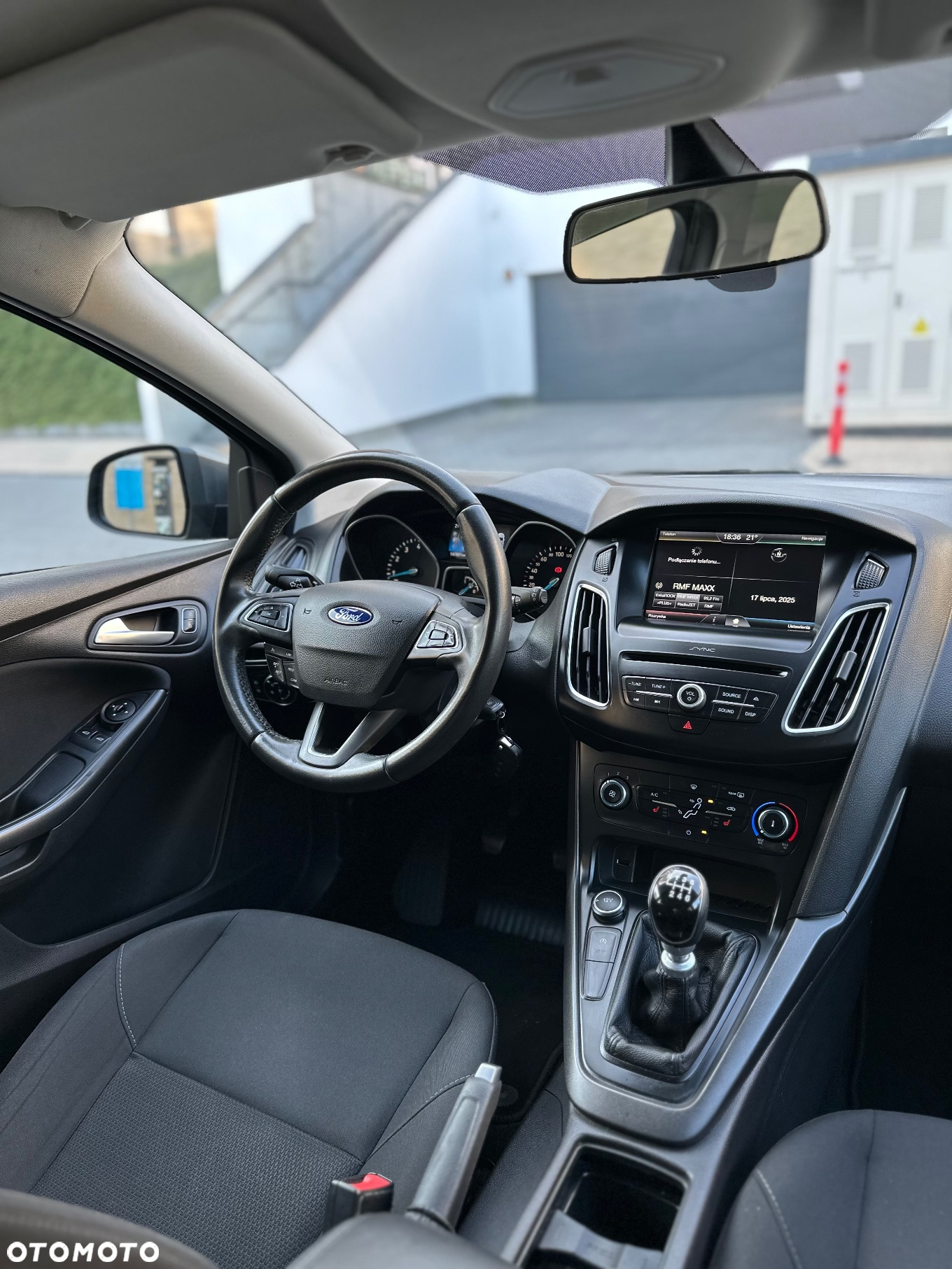 Ford Focus 1.0 EcoBoost Trend - 5