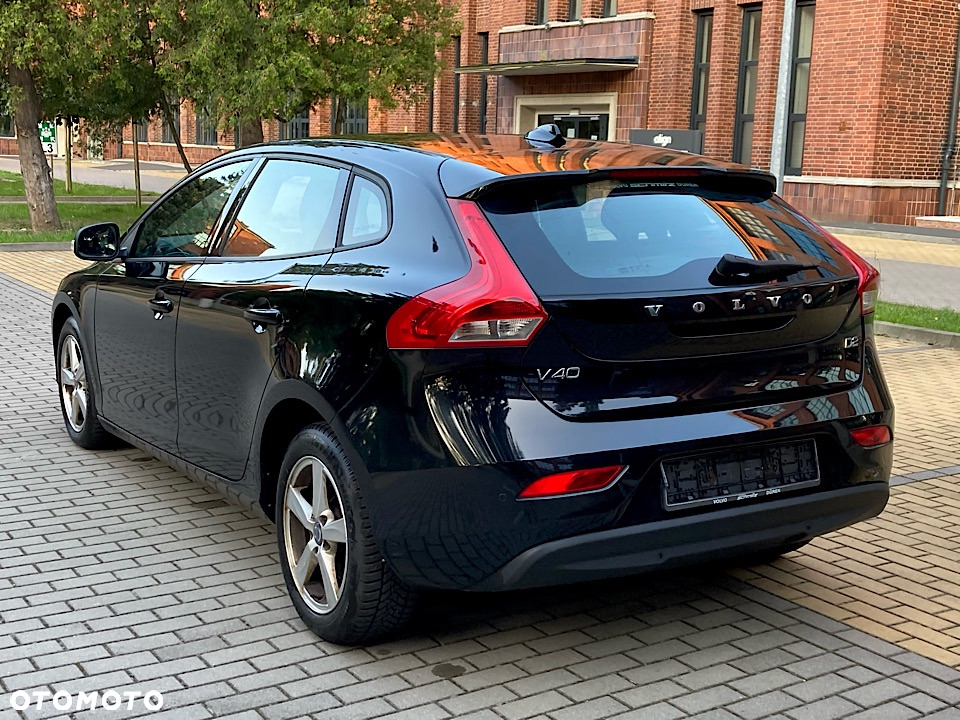 Volvo V40 - 11