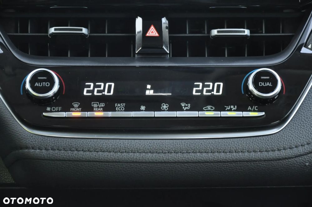 Toyota Corolla 1.6 Comfort - 28