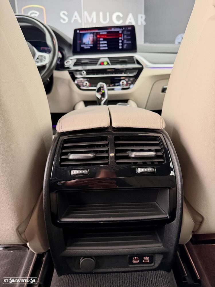 BMW 620 Gran Turismo d Pack M - 16