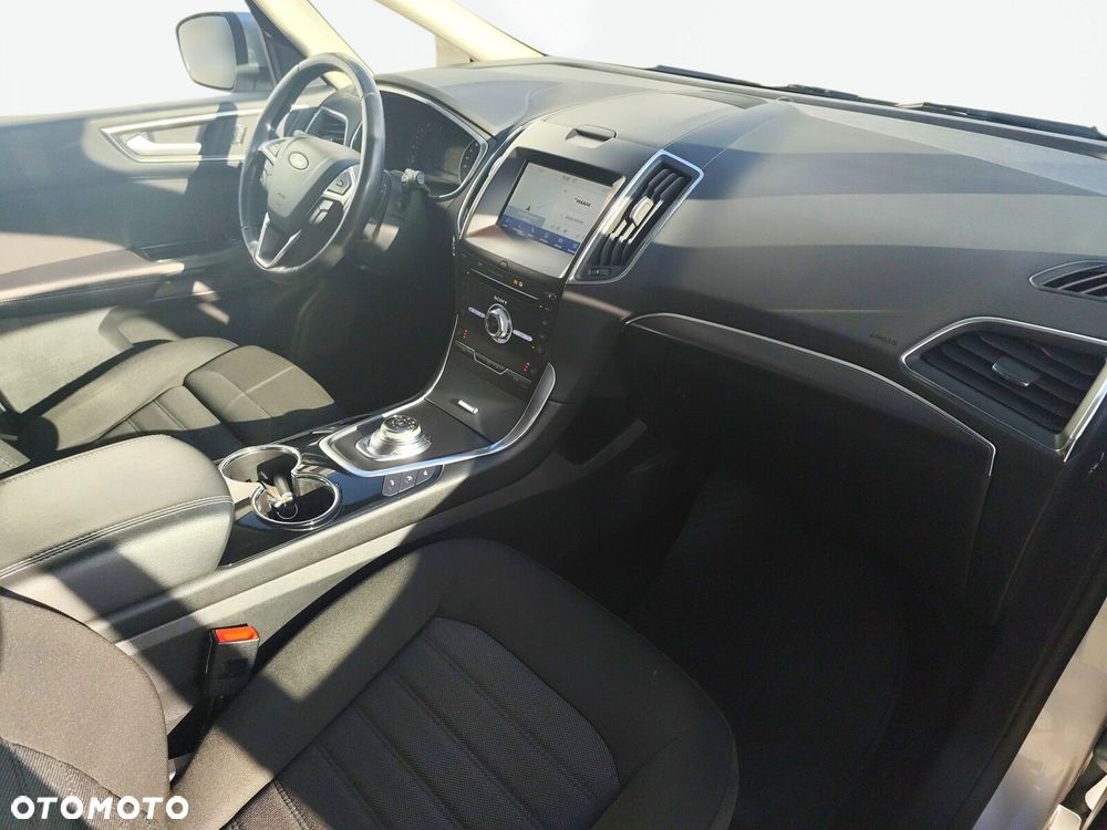 Ford S-Max - 20
