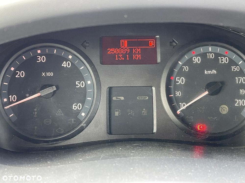 Opel Vivaro - 24