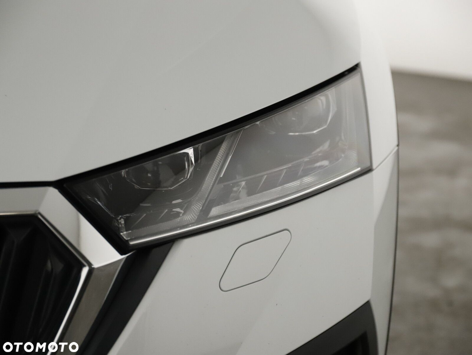 Skoda Octavia 2.0 TDI 4x4 Scout DSG - 26