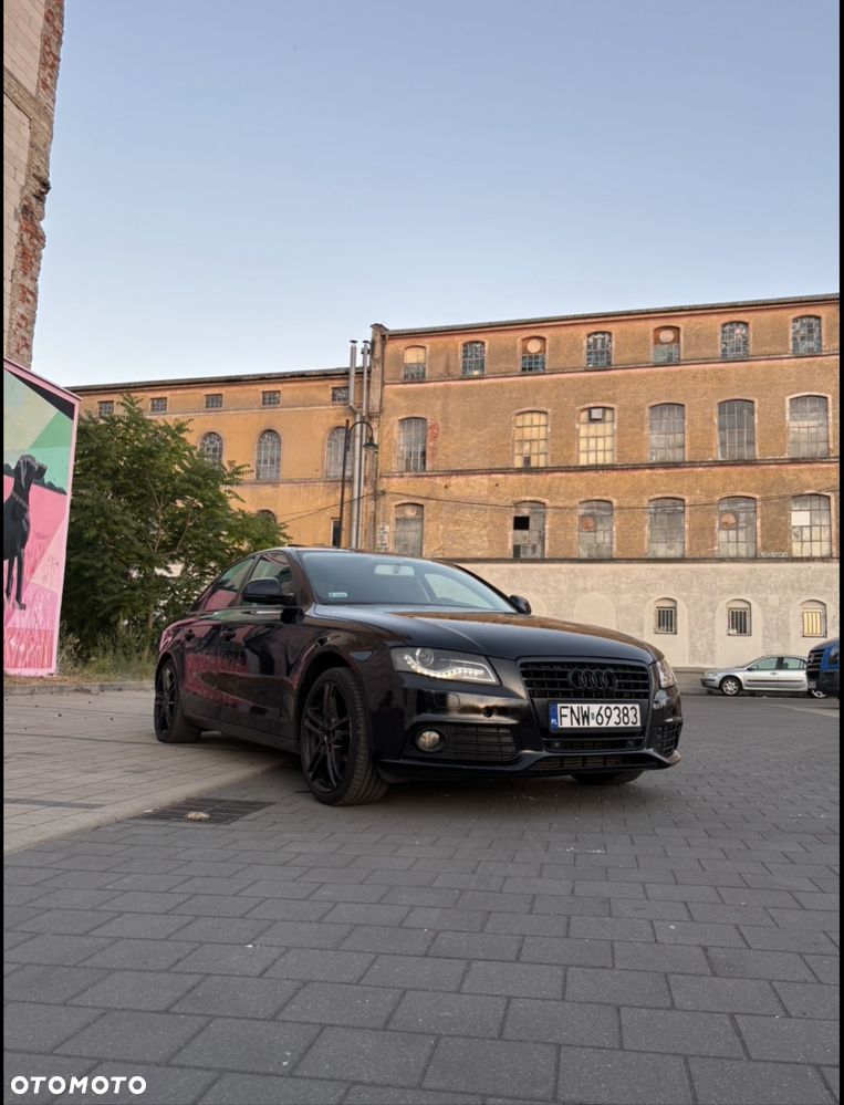 Audi A4 Limousine - 2