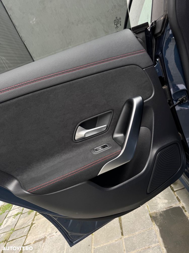 Mercedes-Benz CLA - 38