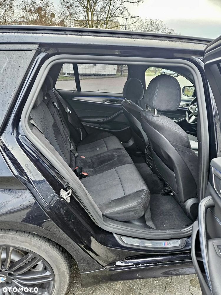 BMW Seria 5 520d M Sport - 18