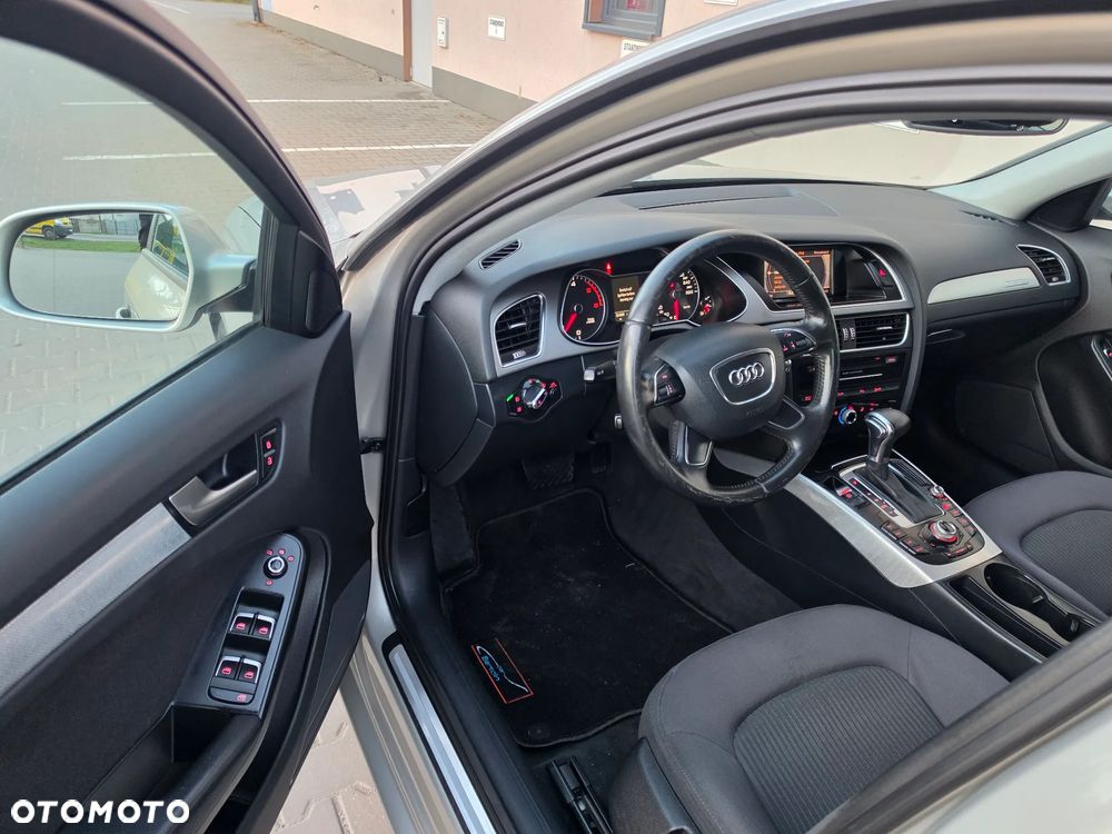 Audi A4 Avant 2.0 TDI Quattro S tronic - 5