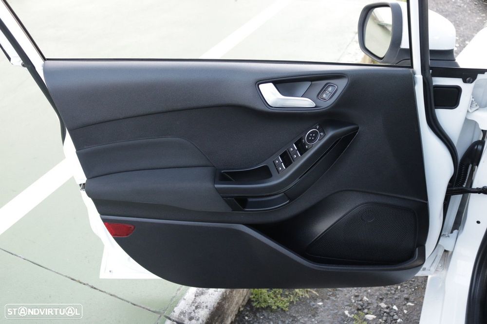 Ford Fiesta 1.5 TDCi Connected - 27