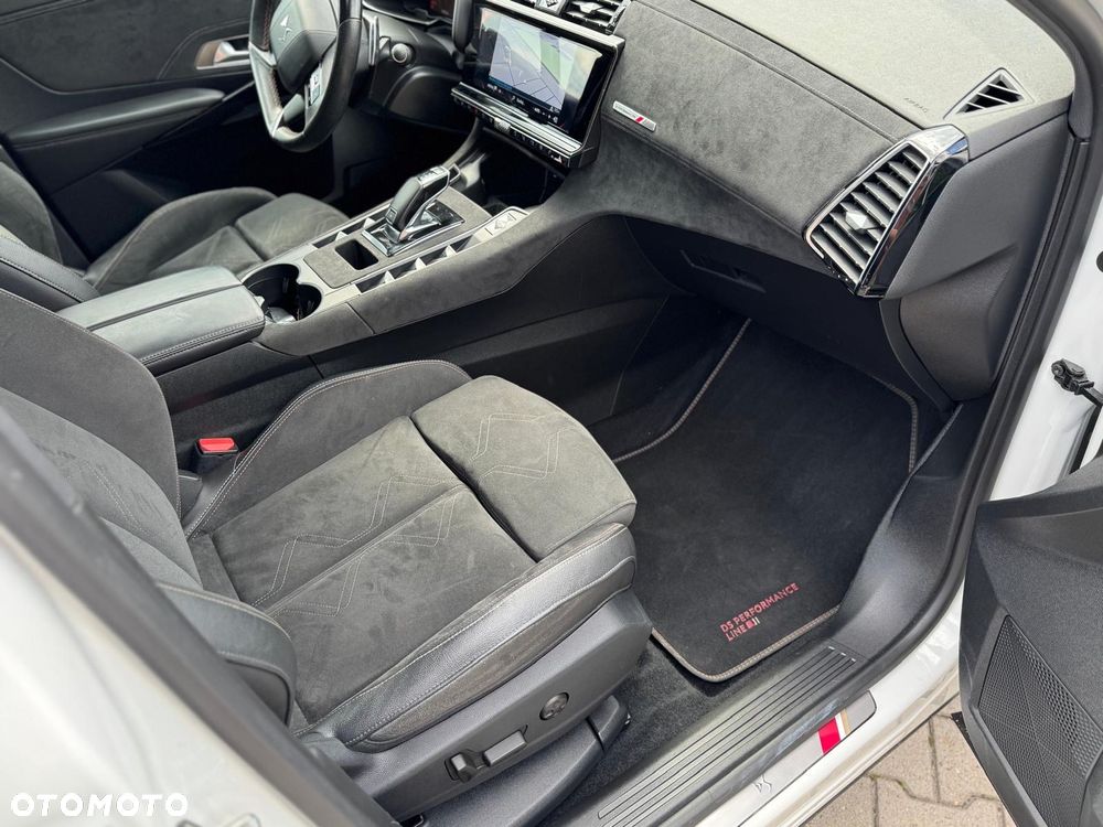 DS Automobiles DS 7 Crossback 2.0 BlueHDi Performance Line + - 29