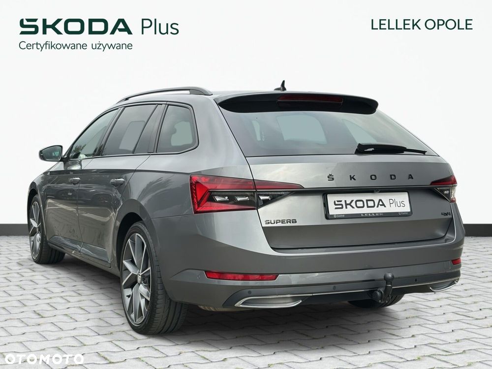 Skoda Superb 2.0 TDI SCR 4x4 Sportline DSG - 8