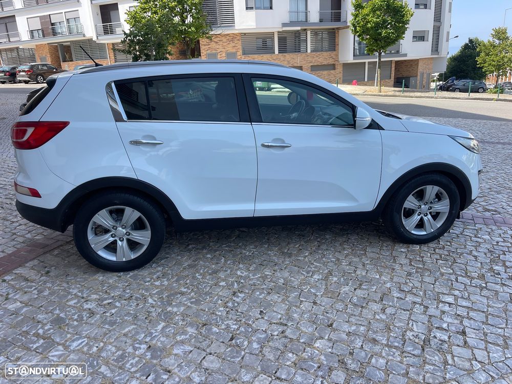 Kia Sportage 1.7 CRDI ISG Xtra Edition - 4
