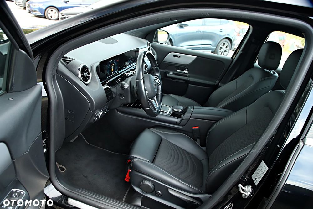 Mercedes-Benz GLA 200 Style - 15