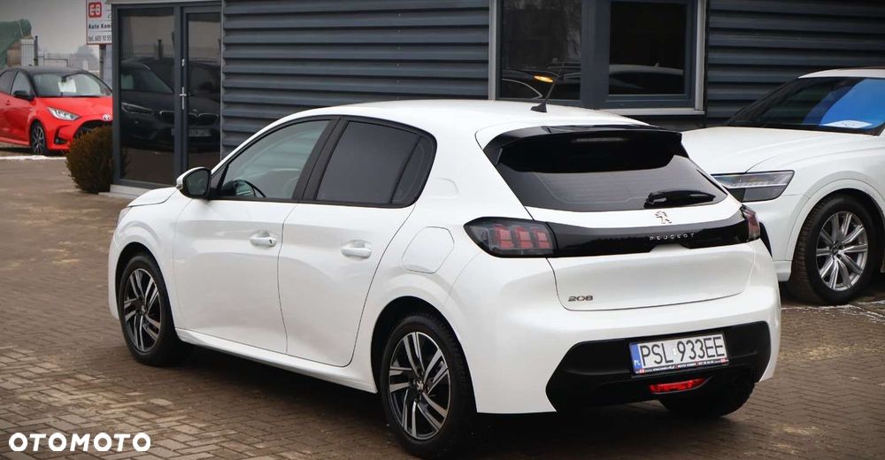 Peugeot 208 - 7