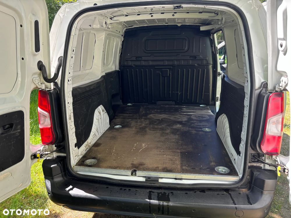 Opel combo - 8