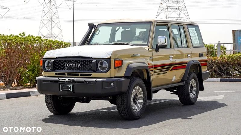 Toyota Land Cruiser 2.8 D-4D Mild-Hybrid Automatik Executive - 2