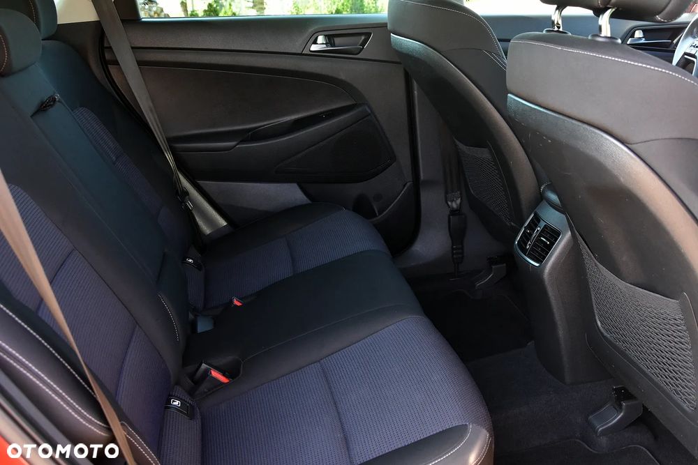 Hyundai Tucson 1.6 GDI BlueDrive Comfort 2WD - 22