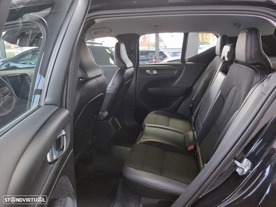Volvo XC 40 2.0 D3 Momentum - 11