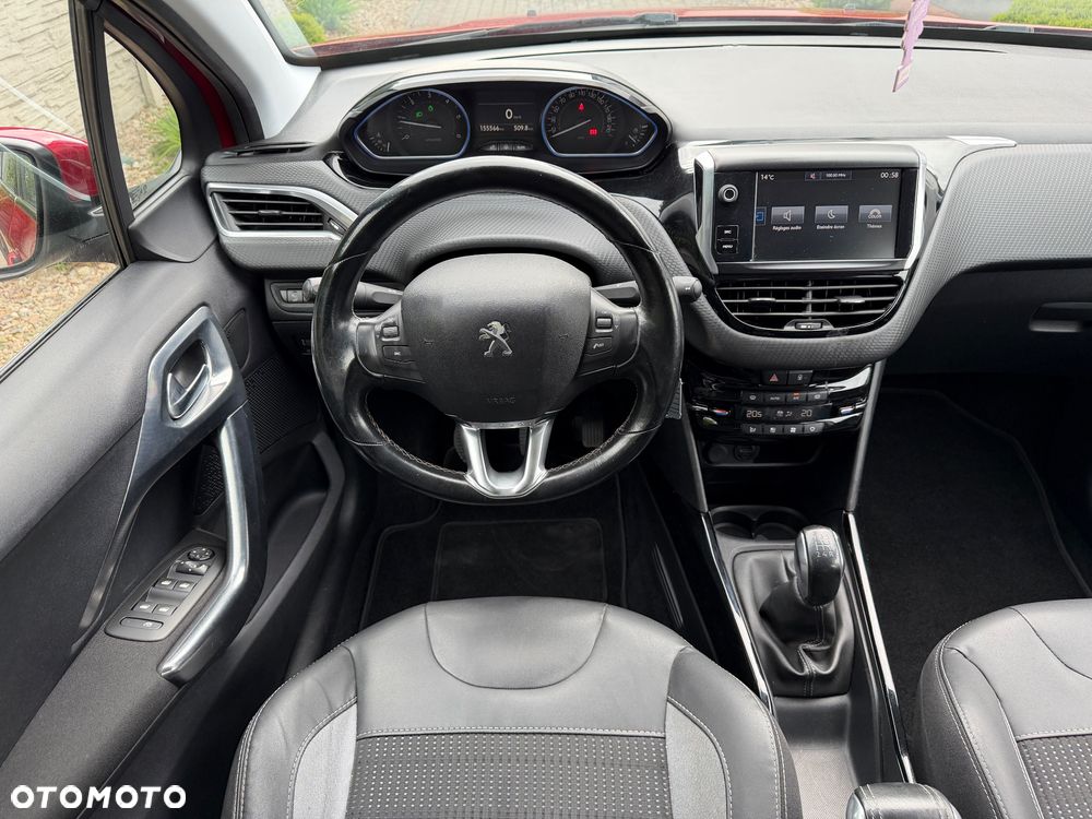 Peugeot 2008 - 11