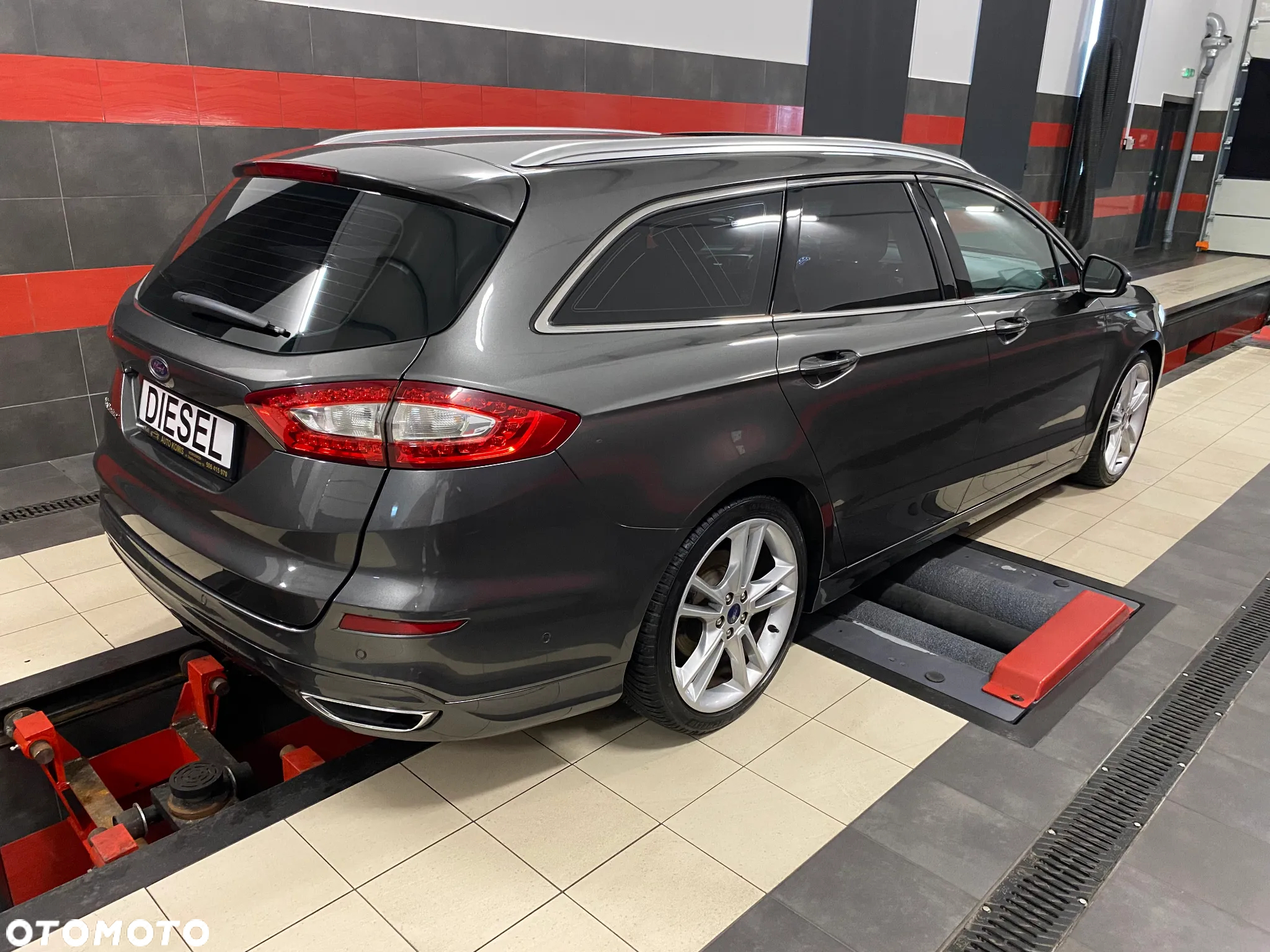 Ford Mondeo 2.0 TDCi Titanium - 9