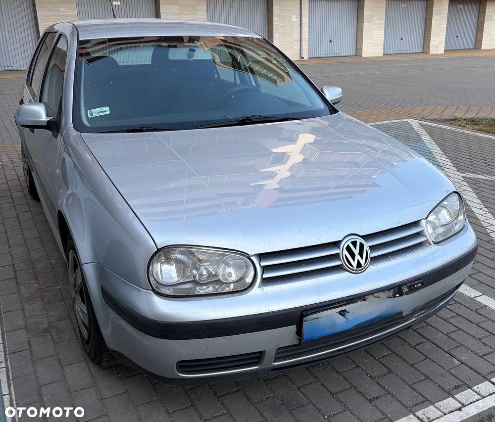 Volkswagen Golf 1.4 Basis - 1