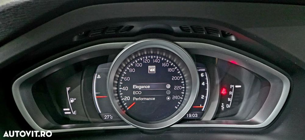 Volvo V40 T2 Aut. Inscription - 22