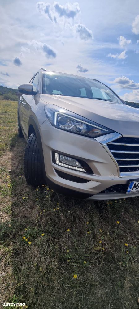 Hyundai Tucson 2.0 CRDI 4WD 8AT Premium - 1