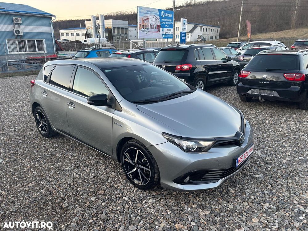 Toyota Auris 1.8 VVT-i Automatik Comfort - 1