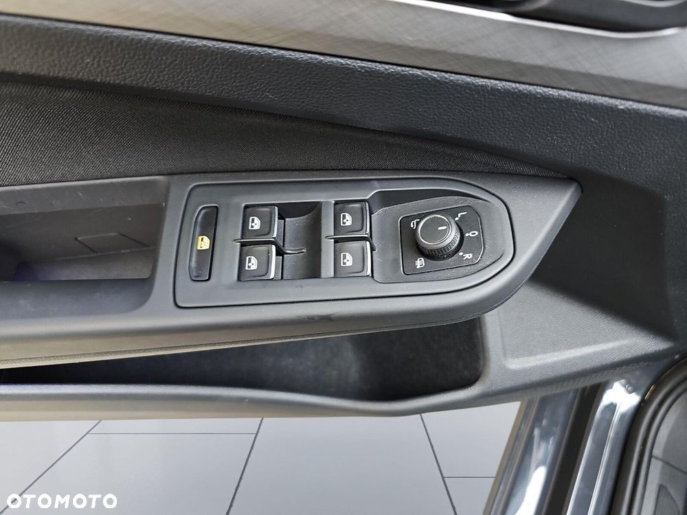 Volkswagen Golf 1.5 TSI EVO Life - 17