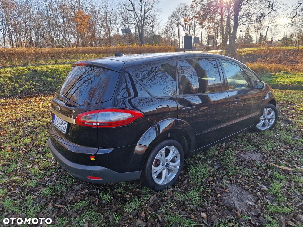 Ford S-Max 2.0 TDCi DPF Champions Edition - 12