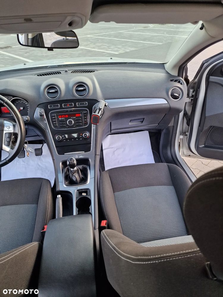 Ford Mondeo 1.6 T Titanium - 12