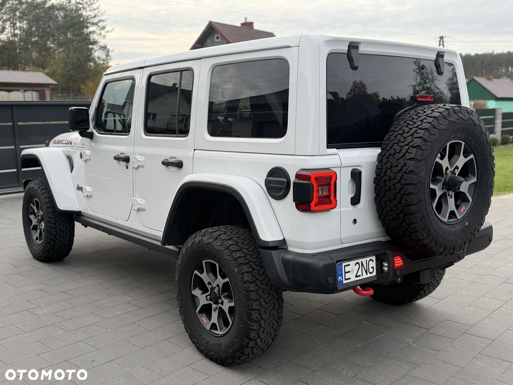 Jeep Wrangler - 5